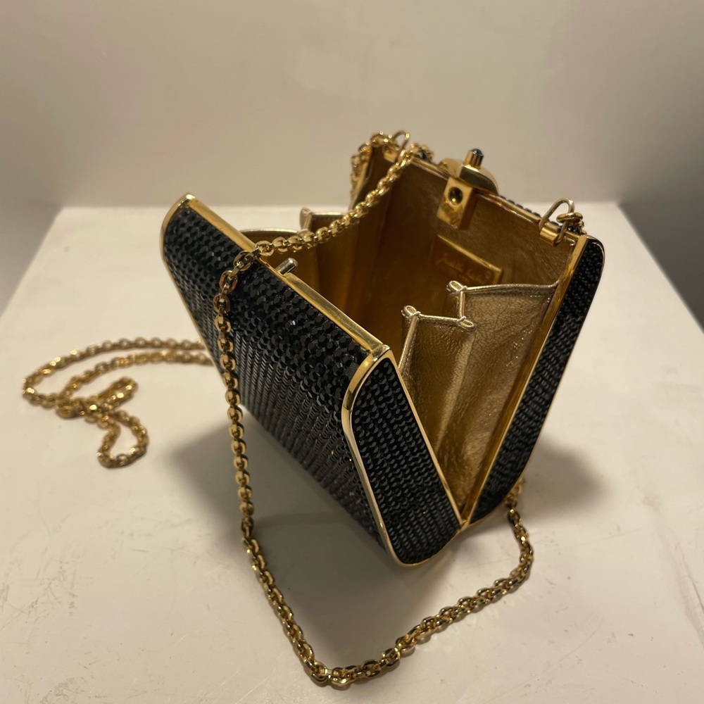 Judith Leiber✨Crystal Encrusted Swarovski Minaudiere Shoulder Bag Black Sparkle